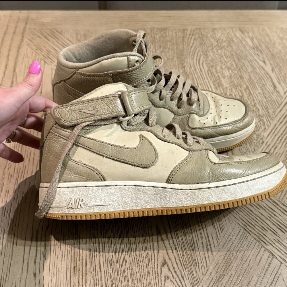 Nike Air Force 1 Mid Limestone LX 2022 Size 9